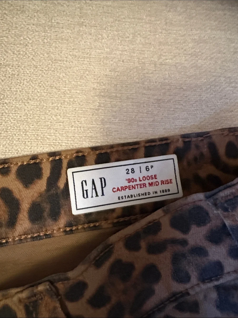 GAP Women’s Straight Leg Leopard Print Jeans - Brown/Black - Picture 2 of 4